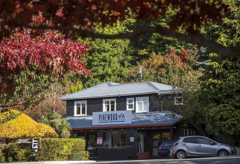 Hotel Pinewood Lodge - Backpacker Queenstown South Island