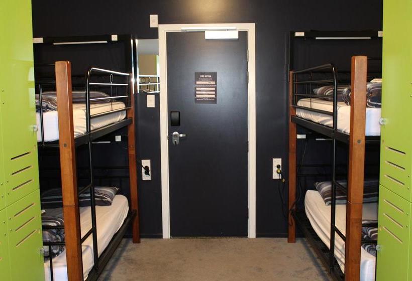 Hotel Yha Queenstown Lakefront - Backpacker 13