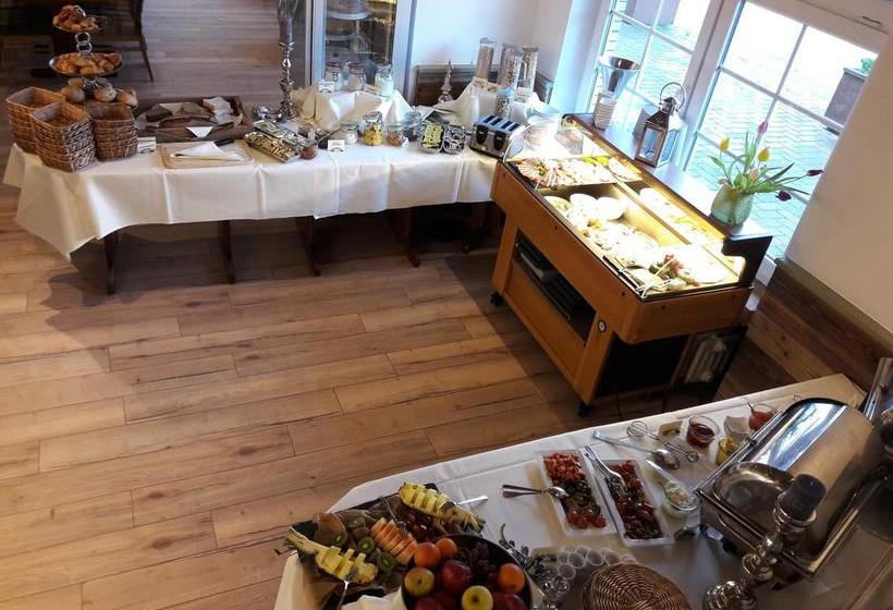 Hotel Landhaus Großes Meer 8