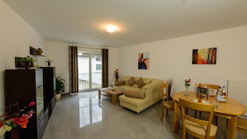 Naam Hotel & Apartments Frankfurt 2