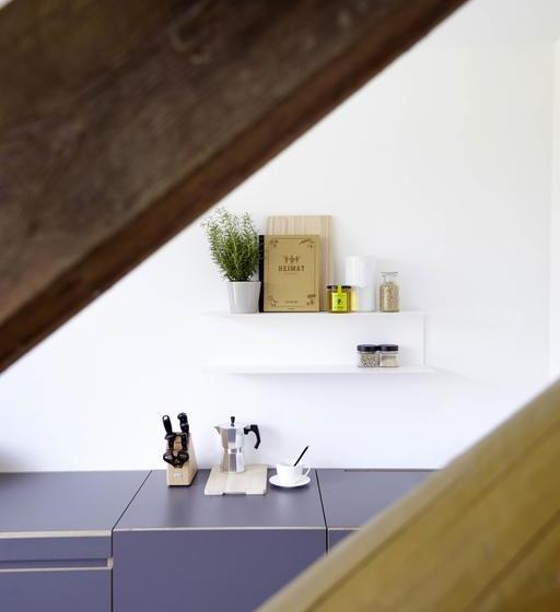 Hotel Yard Boarding 12