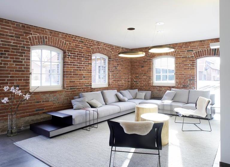 Hotel Yard Boarding 5