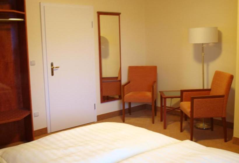 Hotel Restaurant Derboven 15