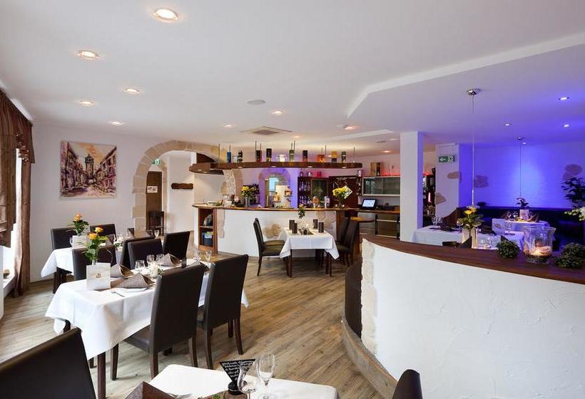 Hotel Pension Am Schwanenteich 1