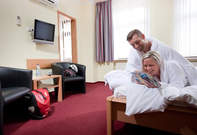 Hotel Pension Am Schwanenteich 4