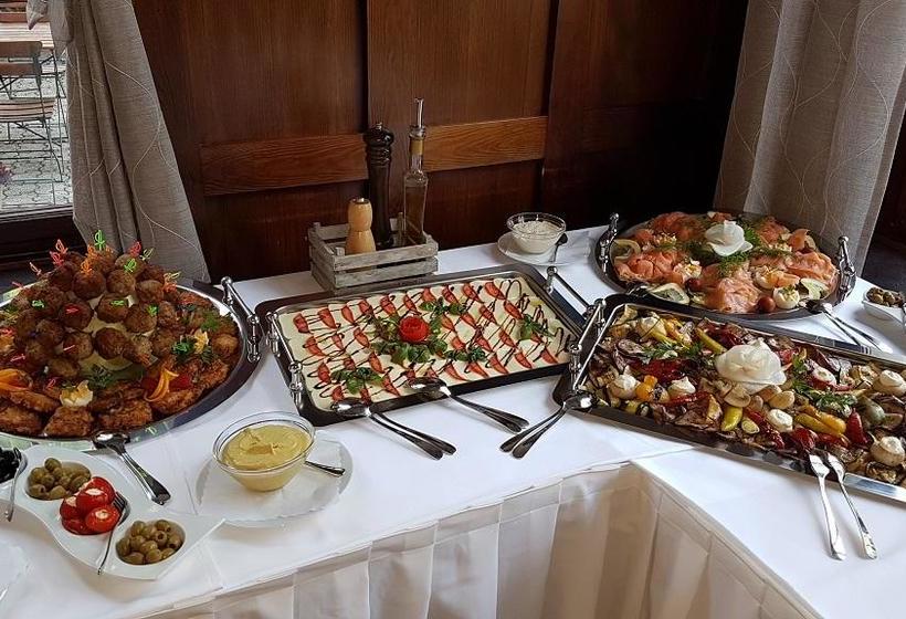 Hotel Brauhaus Manforter Hof 5