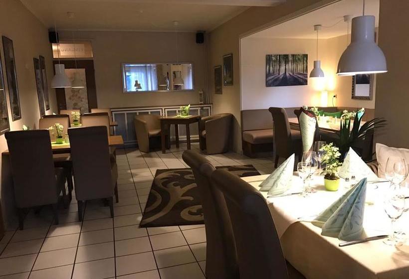 Hotel Zum Grünen Baum 16