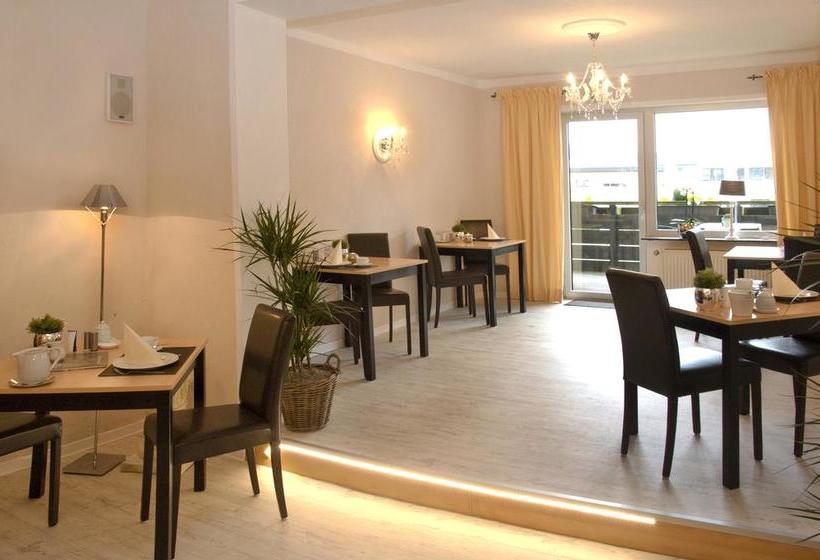 Hotel Zum Grünen Baum 9