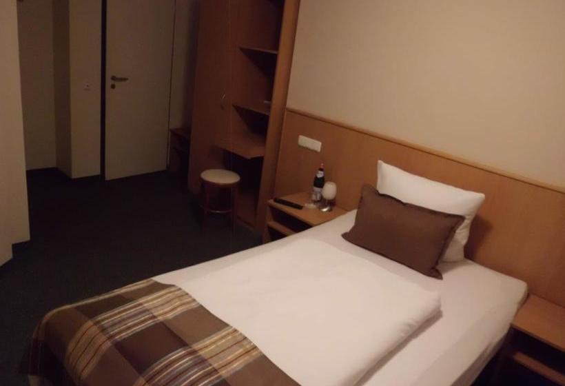 Gästehaus Sarah Hotel Garni 15