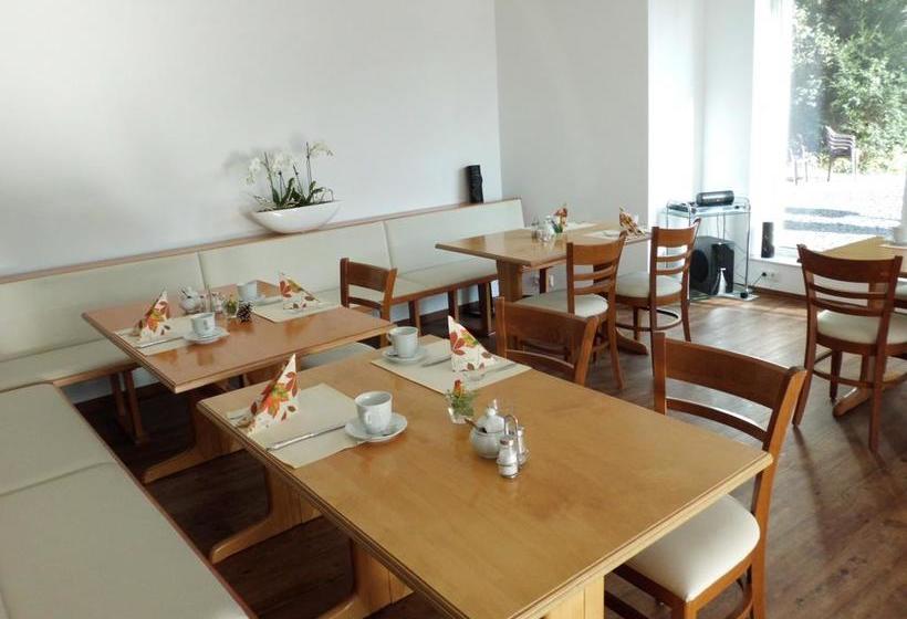 Gästehaus Sarah Hotel Garni 8