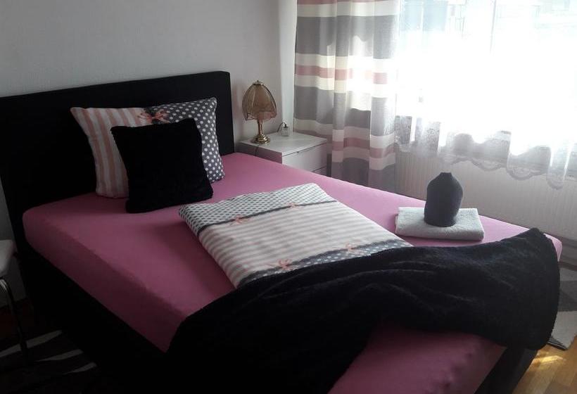 Hotel Breuer By Veganalina 3