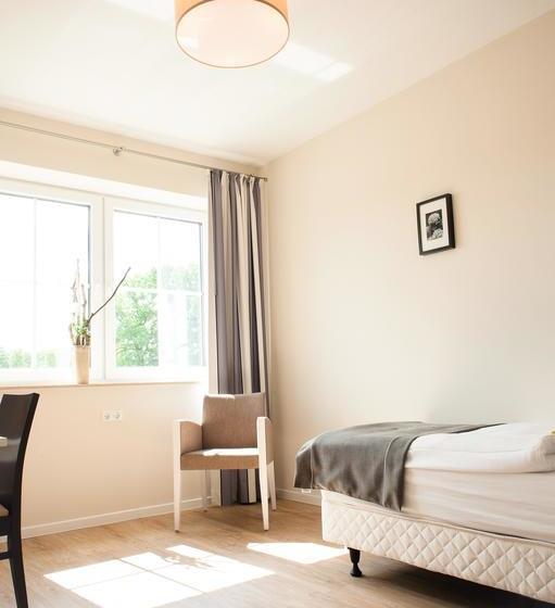 Landhotel Zum Grünen Kranze 6