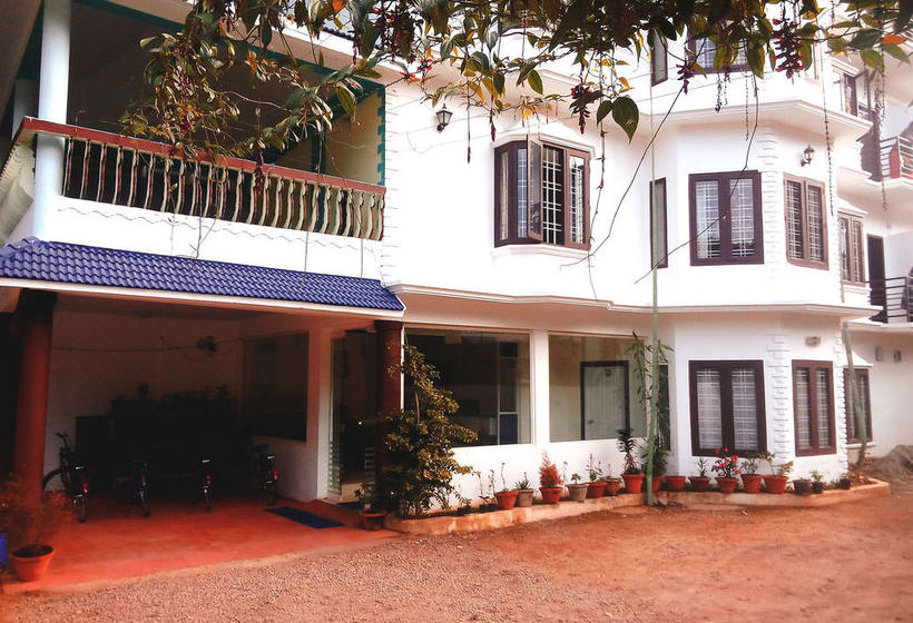 Hotel Vedanta Wake Up - Devikulam 4