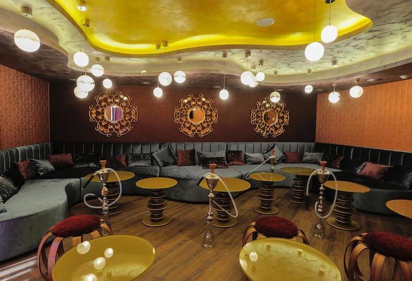 Hôtel Villa Adriano 6