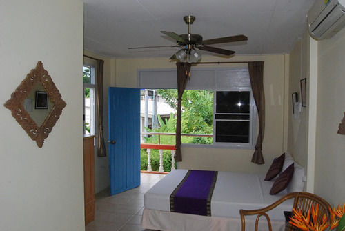 Pension Chez Charly Bungalow 6