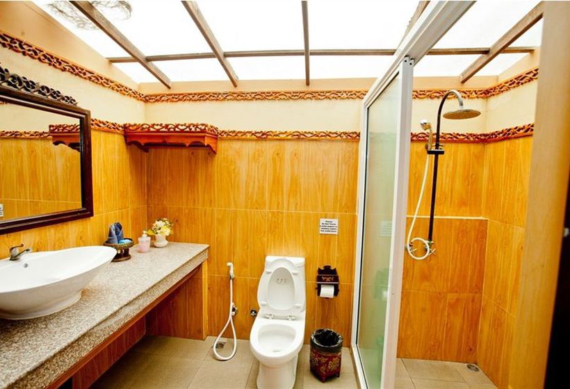 Resort Paradise Pearl Bungalows 1