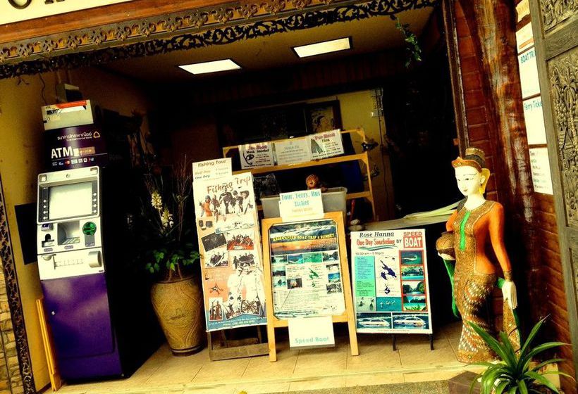 Resort Paradise Pearl Bungalows 10