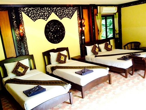 Resort Paradise Pearl Bungalows 20