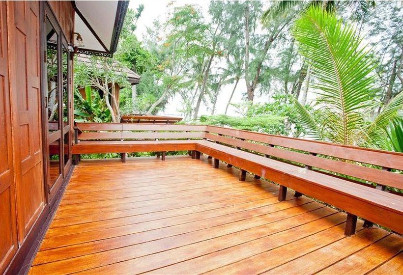 Resort Paradise Pearl Bungalows 9