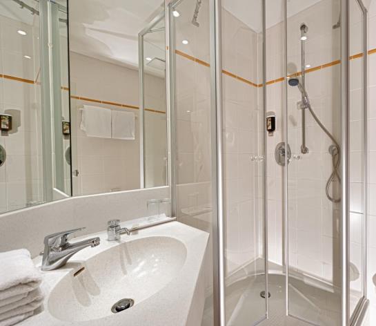 Hotel Schloss Schweinsburg 9