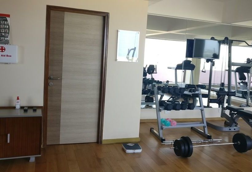 Days Hotel Chennai Omr 11