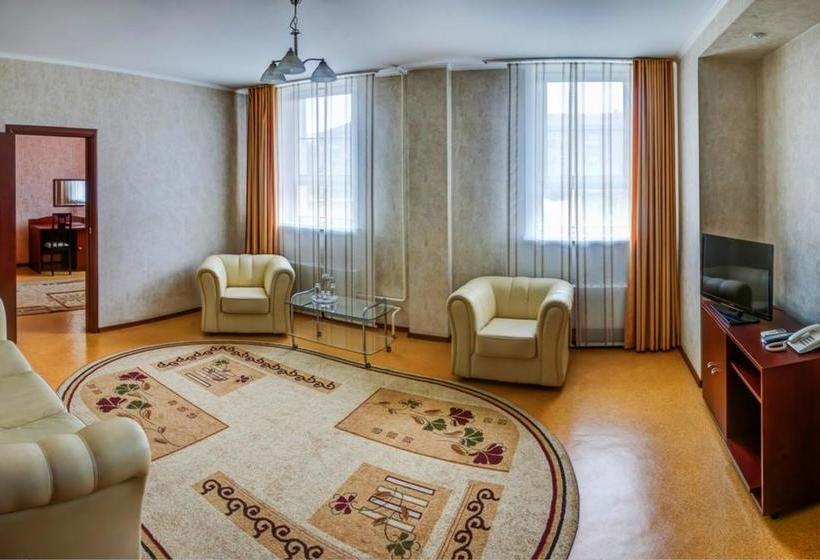 Hotel Complex Lotos 8