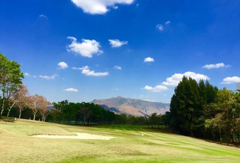 Sir James Resort Nakhon Ratchasima