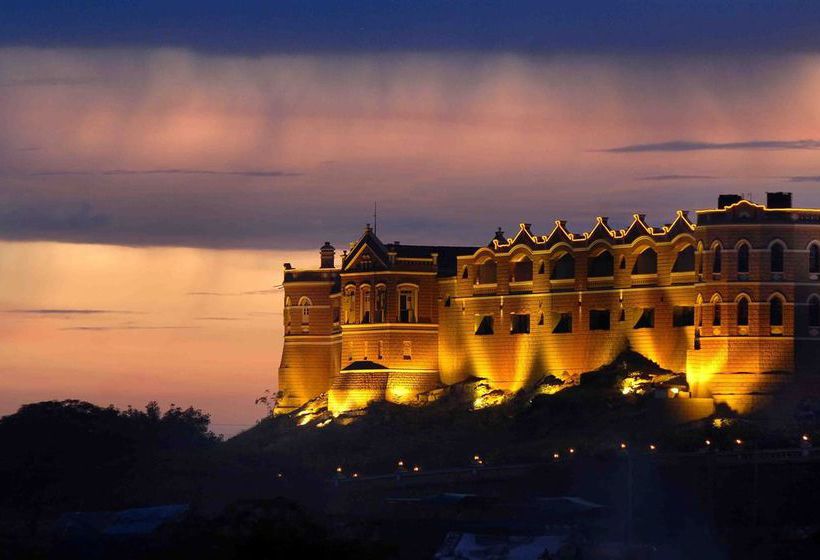 Hotel Heritage Khirasara Palace 9