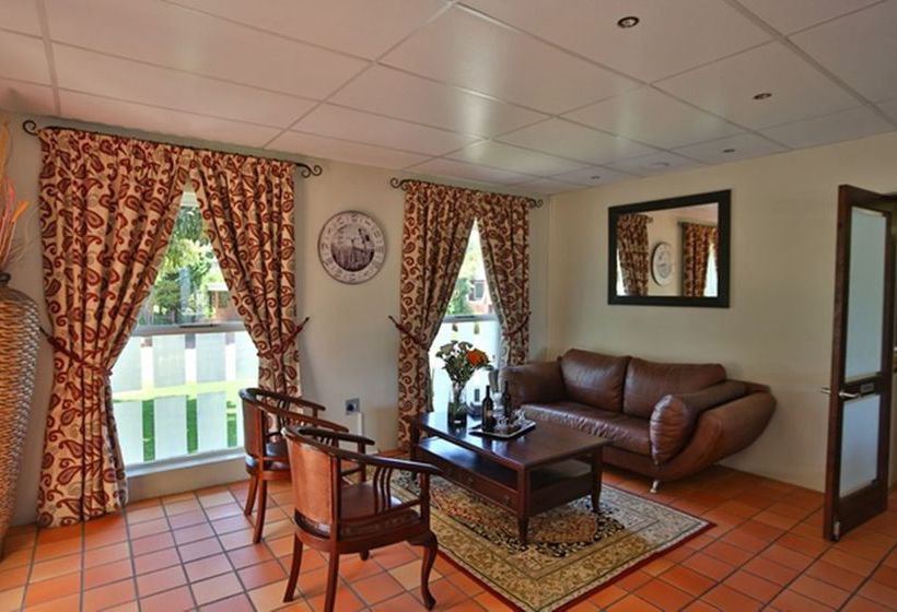 Pension Plattekloof Lodge 3