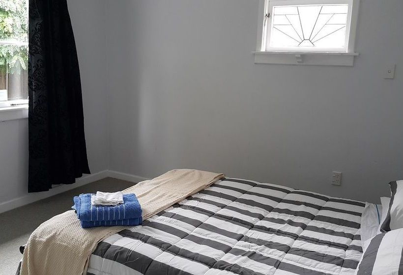 Hotel Holiday Homes On Grey St 11