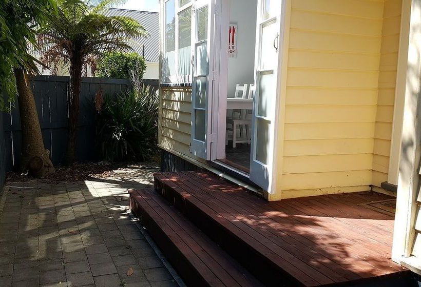 Hotel Holiday Homes On Grey St 6