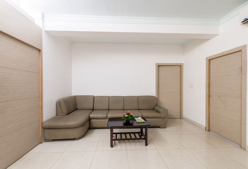 Hotel Treebo Royal 9 20