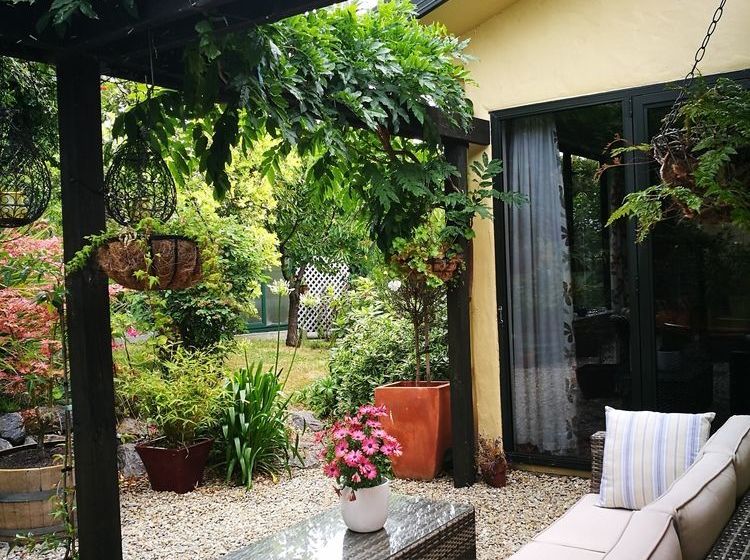 Hazelwood Mapua Bed And Breakfast 17