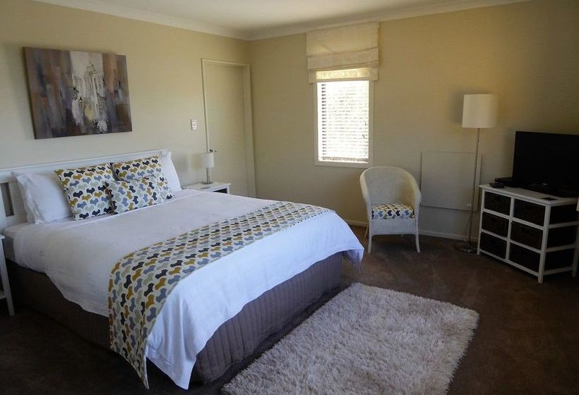 Hazelwood Mapua Bed And Breakfast 8