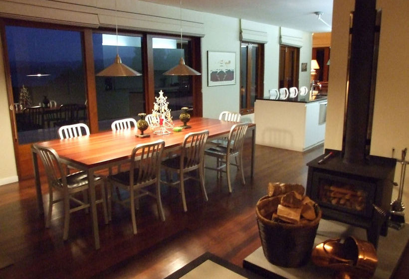 Hotel Wellesley Lodge Pukawa Bay 12