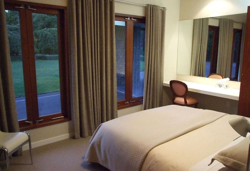 Hotel Wellesley Lodge Pukawa Bay 3