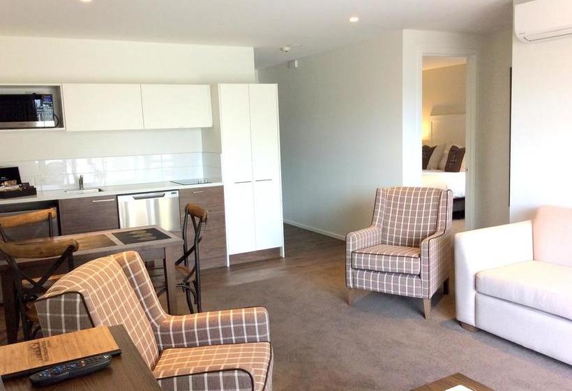 West Meadows Motel 2