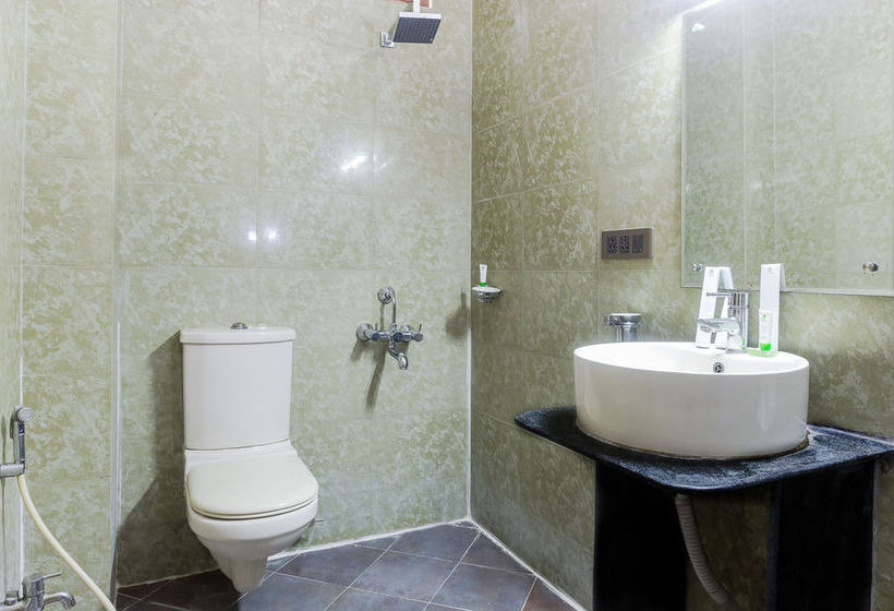 Hotel Treebo Sadhvika 1