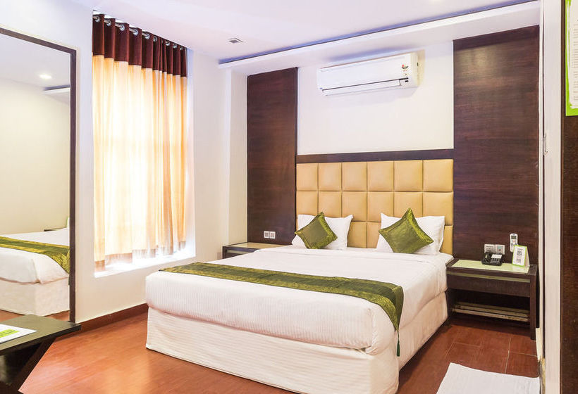 Hotel Treebo Sadhvika 12