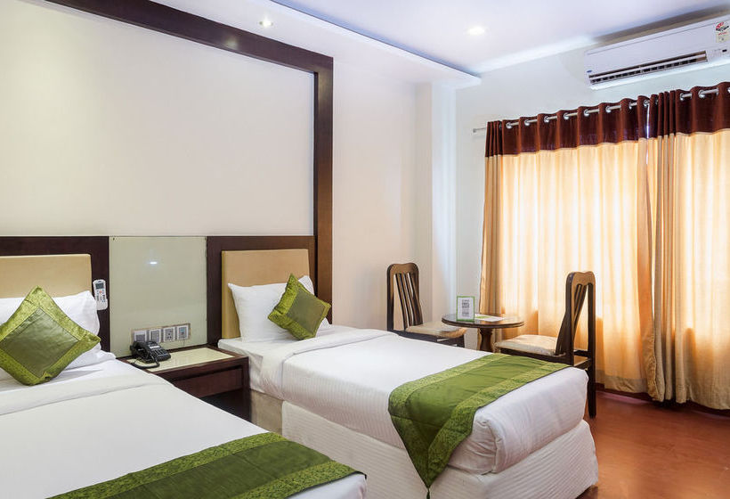 Hotel Treebo Sadhvika 13