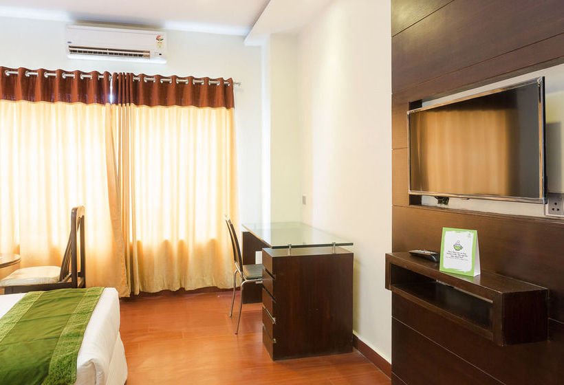 Hotel Treebo Sadhvika 16