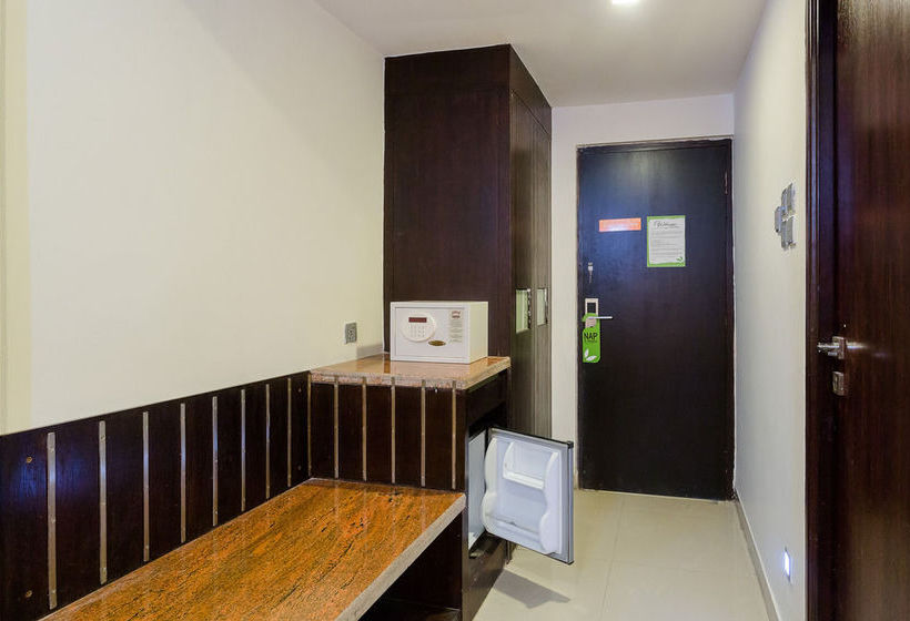 Hotel Treebo Sadhvika 18