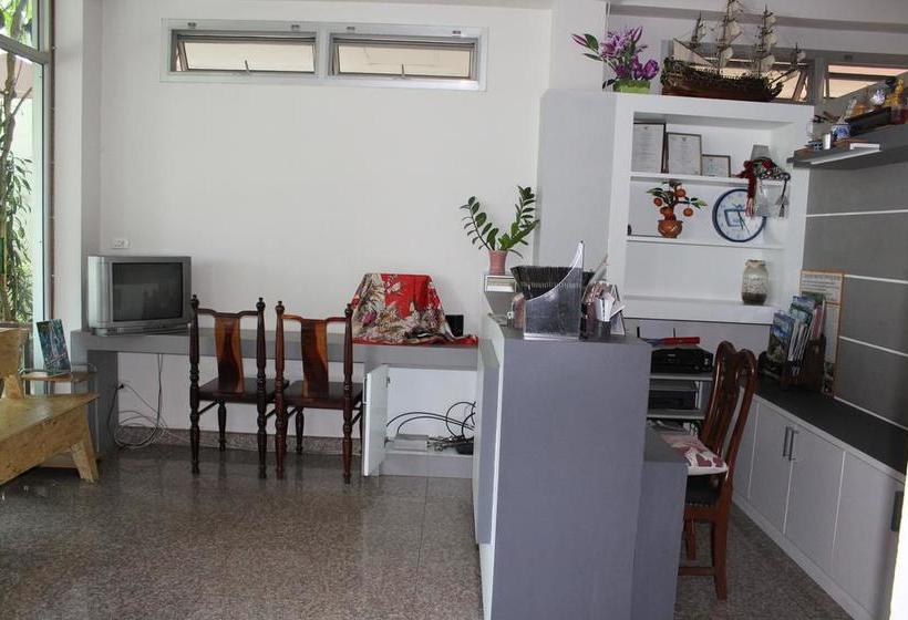 Pension Pakinai Guesthouse 1