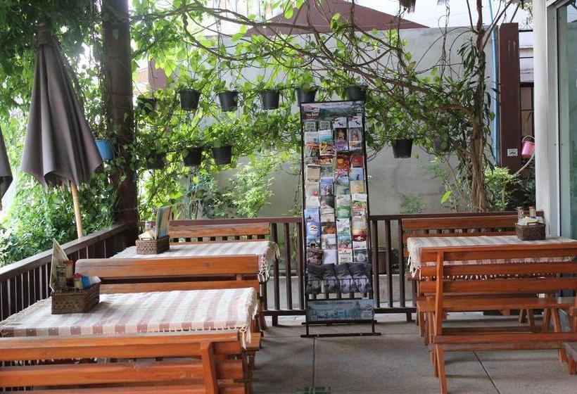 Pension Pakinai Guesthouse 7