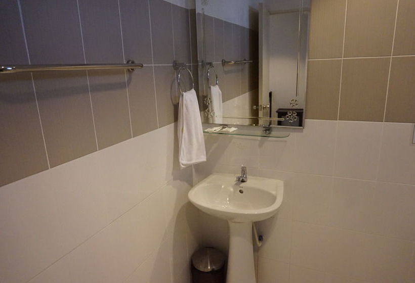 Hotel The Next Grand 1