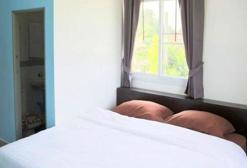 Hotel U Dee Room And Coffee 1