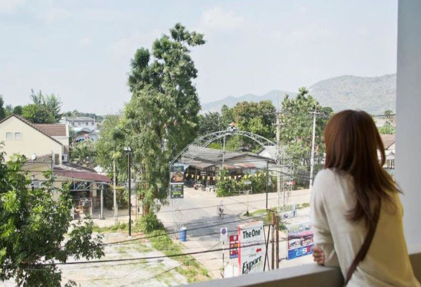 Hotel U Dee Room And Coffee 2