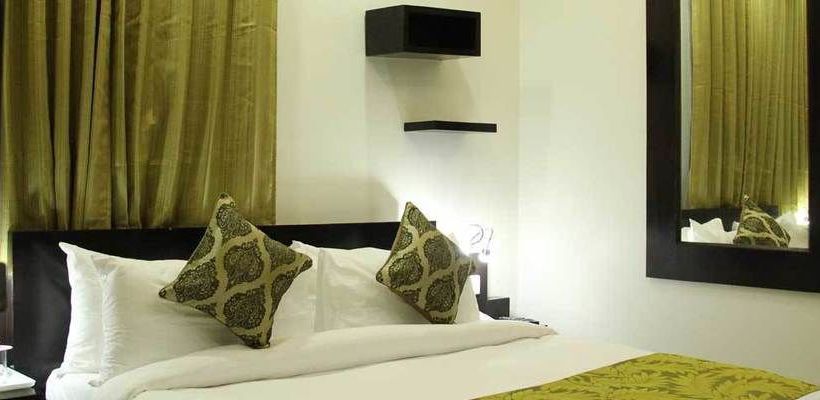 Hotel Clarks Inn Mathura 4