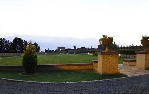 Pension Accolades Boutique Venue 10