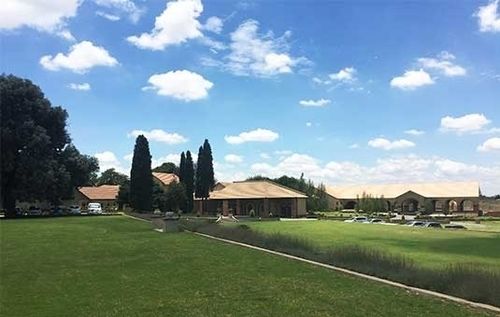 Pension Accolades Boutique Venue 12